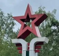 Красная звезда на стелу в Орске (518402)